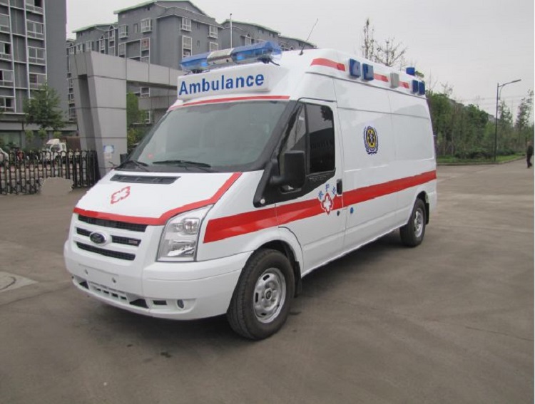 救護(hù)車廠家得到快速發(fā)展的因素有哪些？